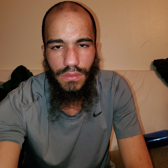 Meet your Posher, Julian - Picture 1 of 1